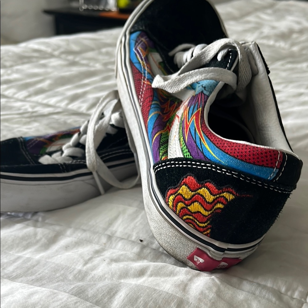 Colorful Graphic Sneakers VANS